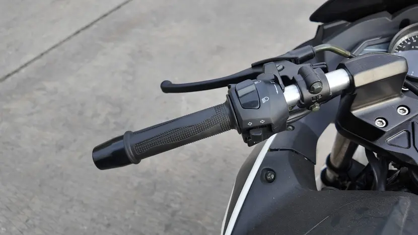 Мотоцикл FORTE FT300-R1 бело-чёрный, фото фото 28